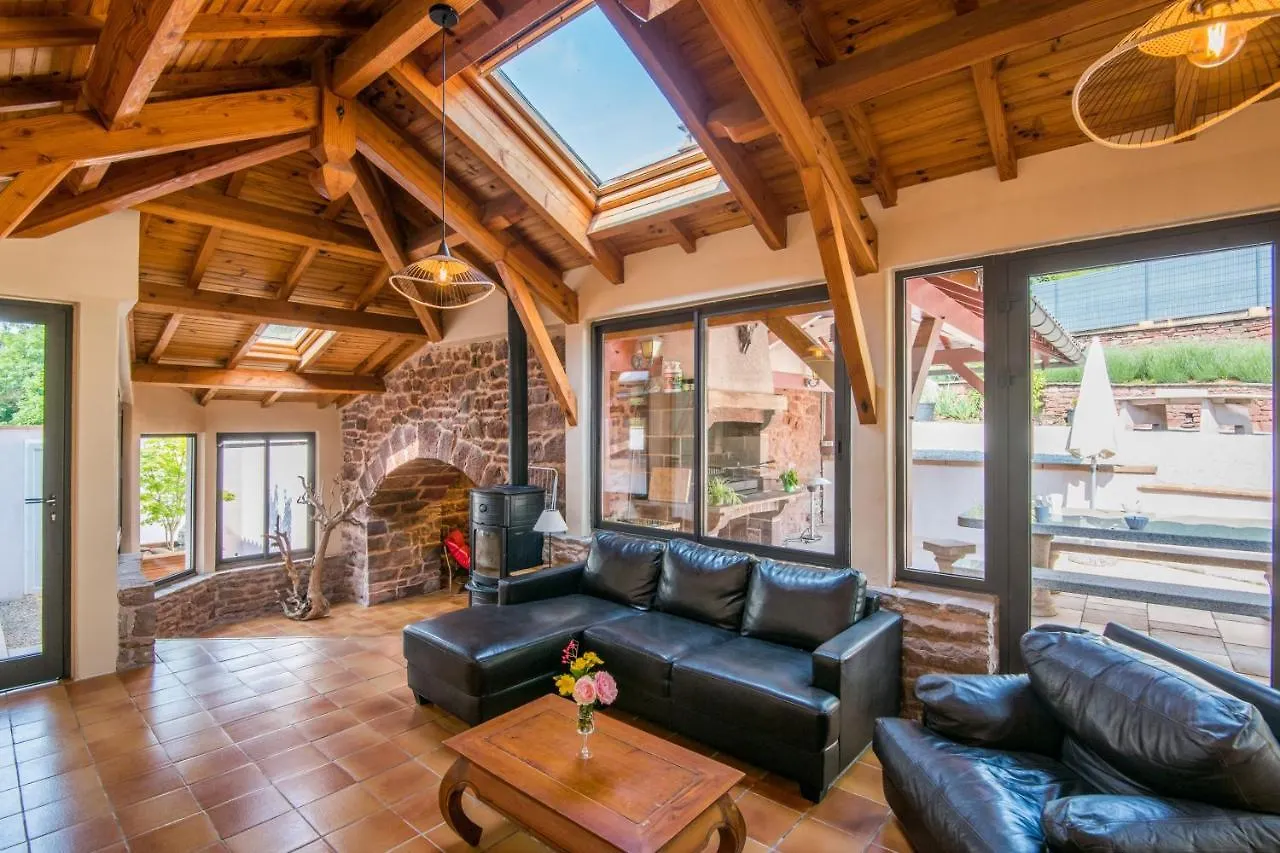 Prázdninový dům Les Roses D'Angelina - Superbe Maison Avec Piscine Montlaur