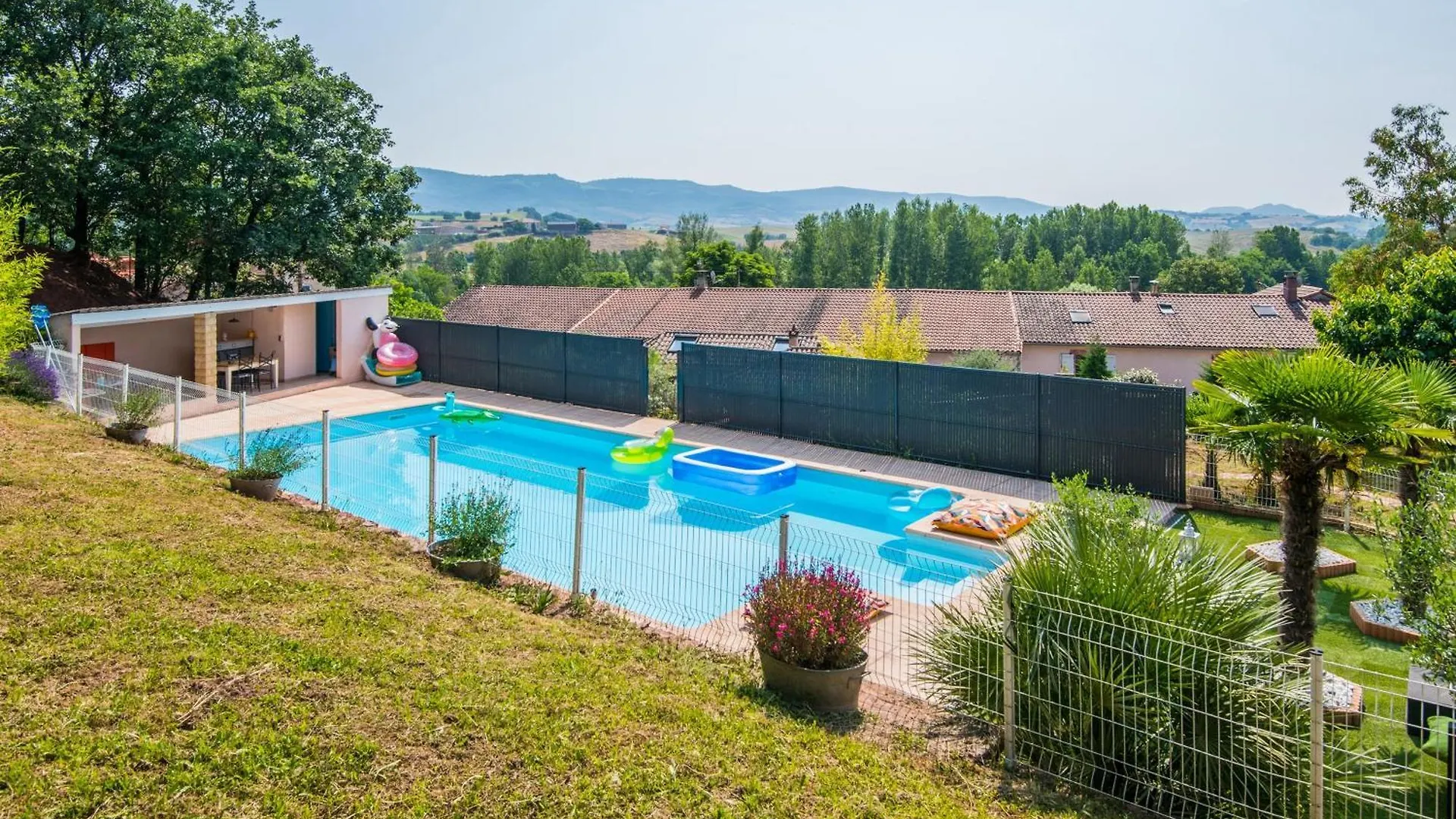 Les Roses D'Angelina - Superbe Maison Avec Piscine Montlaur